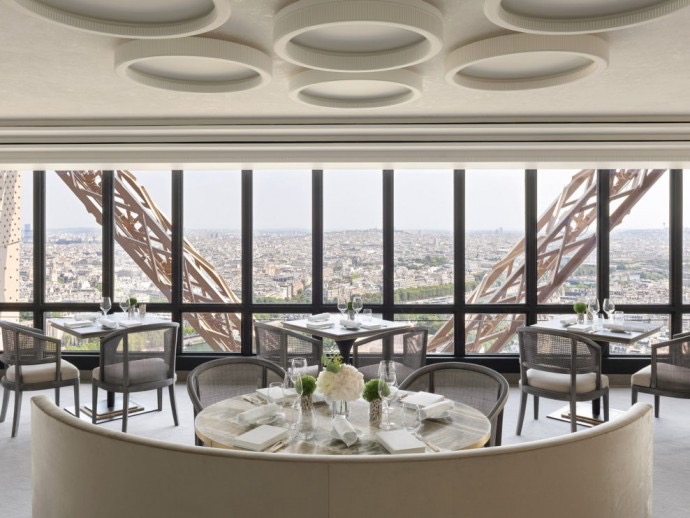 Le Jules Verne